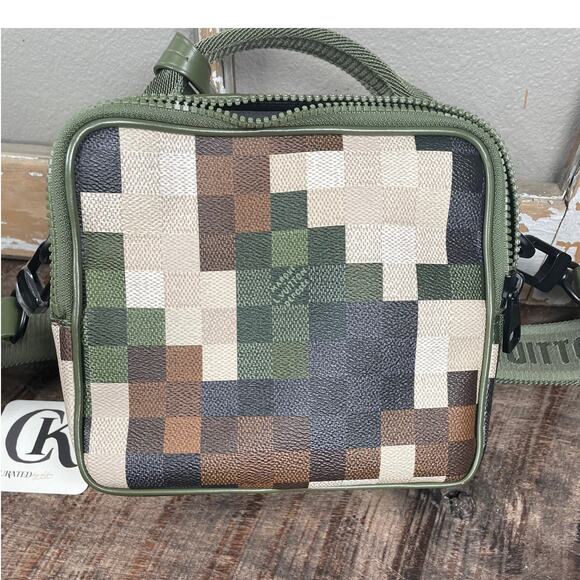 Louis Vuitton Quest Messenger Camo Bag | Green Pixel | $3400 Retail - Picture 3 of 6